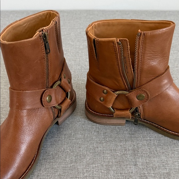 Frye Tan Leather Cara flex harness Boots - Picture 7 of 11